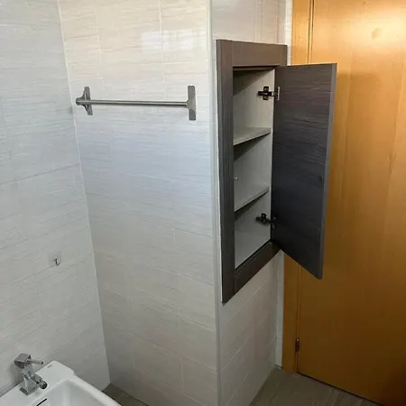 Piso Familiar En El Toyo *