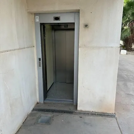Apartamento Piso Familiar En El Toyo Almería