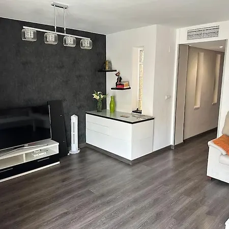 Apartment Piso Familiar En El Toyo